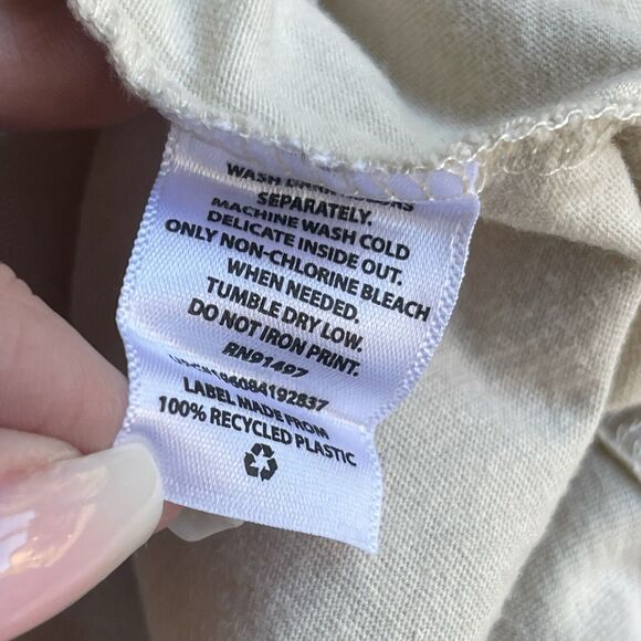 ACDC Shirt Men Extra Large XL Cream Band Tee Rock & Roll Angus Back in Black NEW - Picture 7 of 11